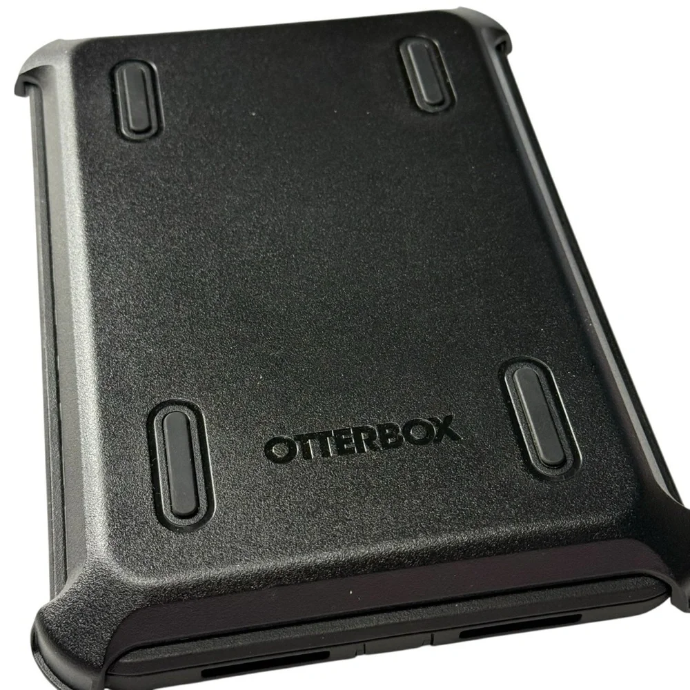 OtterBox Defender Pro Series Case for iPad Mini (6th Gen) – Black